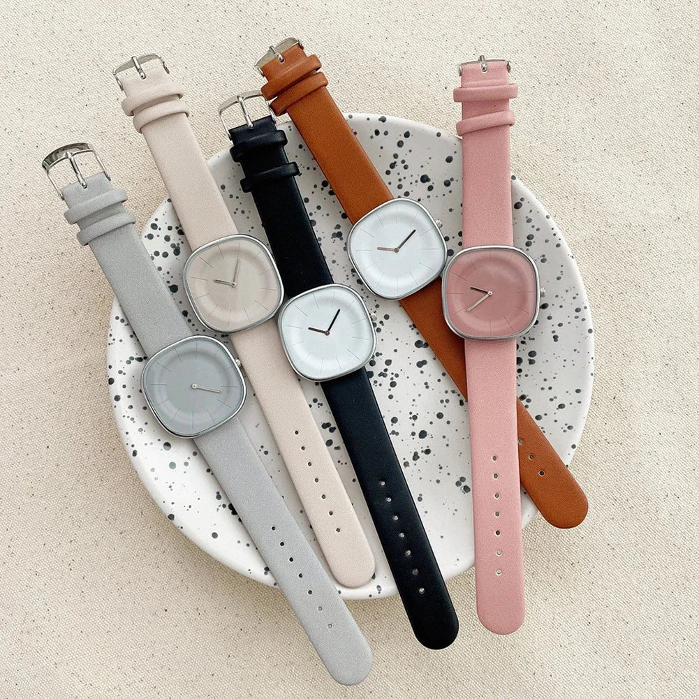 Montre Femme Élégante en Cuir - Design Unique et Confortable Quartz 1