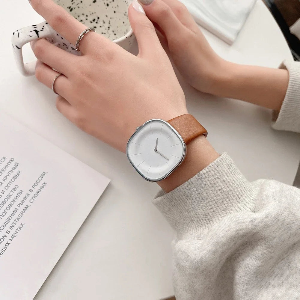 Montre Femme Élégante en Cuir - Design Unique et Confortable Quartz 4