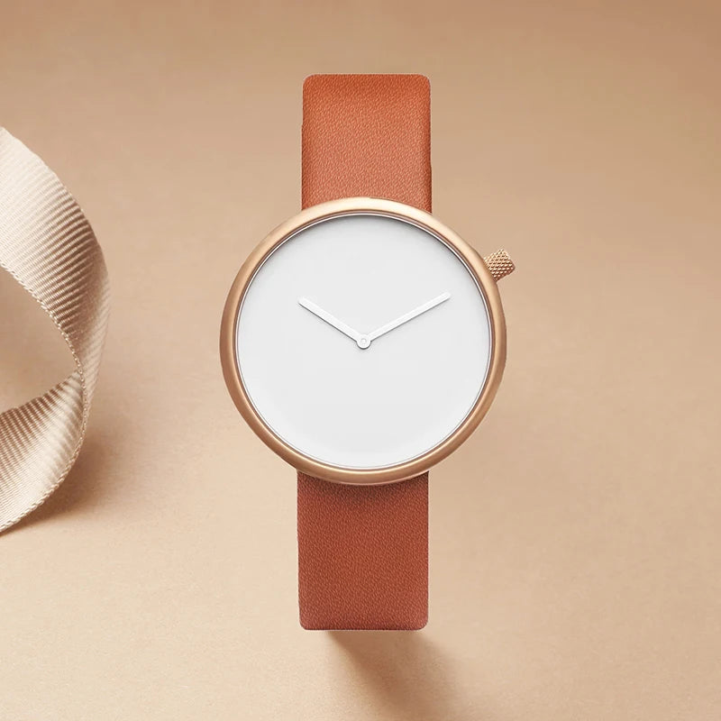 Montre Femme Minimaliste en Cuir - Élégante et Précise, Disque Petit, Style Raffiné 3