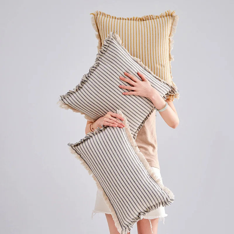Housse de Coussin Rayé à Franges en Jacquard Coton Lin – Élégante et Durable
