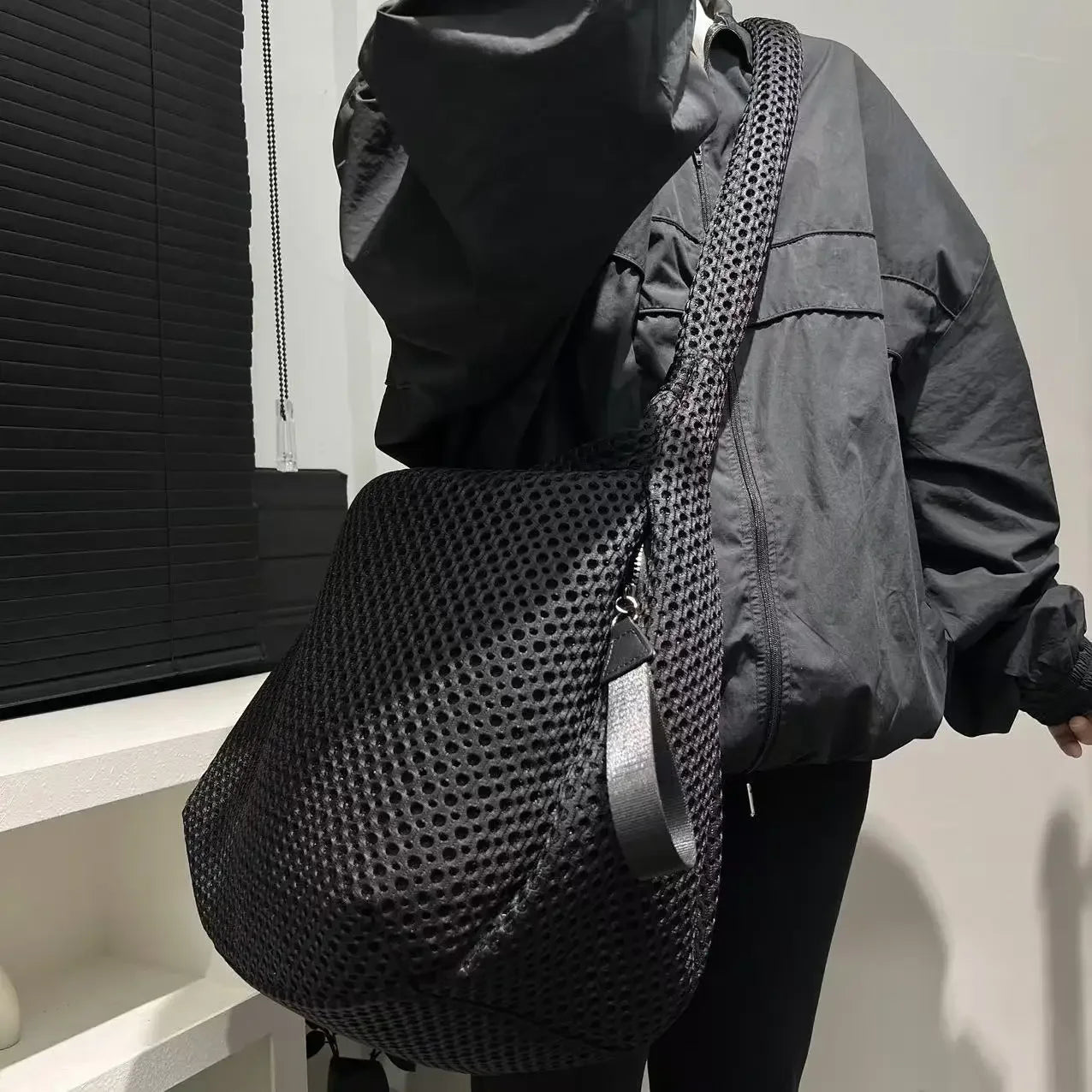 Sac Bandoulière Femme Nylon Léger - Grande Capacité, Design Tendance 0