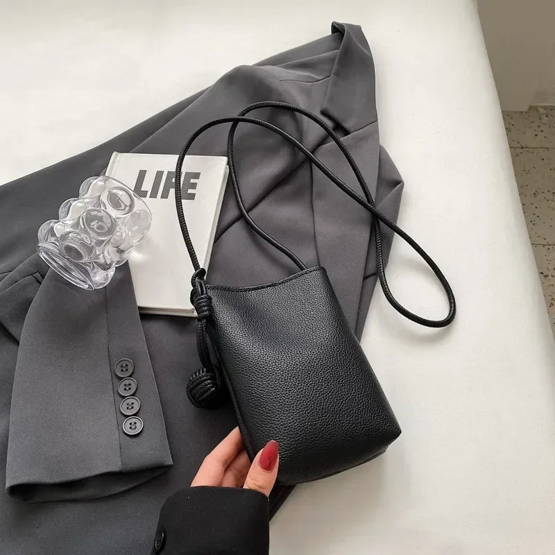 Sac Bandoulière Femme en Cuir Léger avec Compartiment Téléphone – Sac à Main Pratique et Élégant pour Voyage et Quotidien