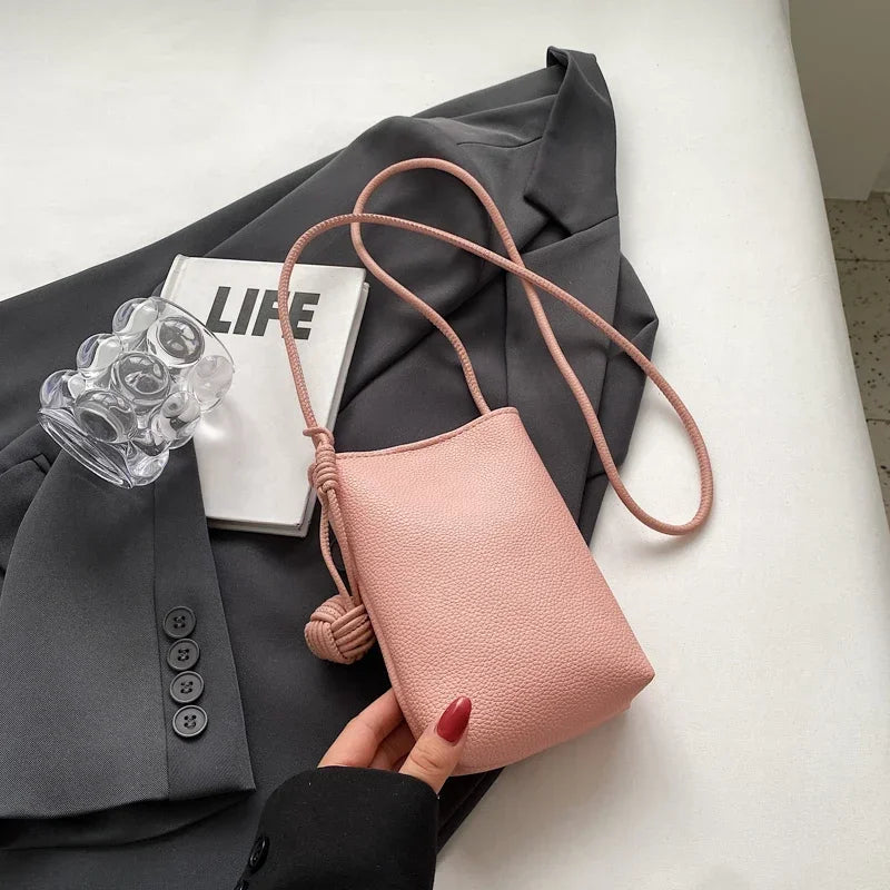 Sac Bandoulière Femme en Cuir Léger avec Compartiment Téléphone – Sac à Main Pratique et Élégant pour Voyage et Quotidien